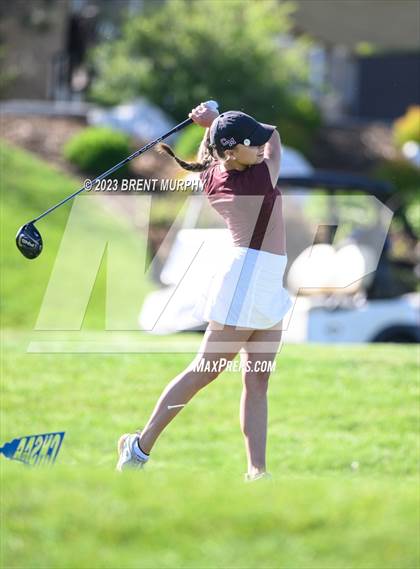 Thumbnail 1 in CHSAA 4A State Championship - Day 1 photogallery.
