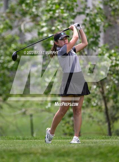 Thumbnail 3 in CHSAA 4A State Championship - Day 1 photogallery.