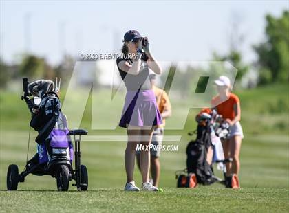 Thumbnail 2 in CHSAA 4A State Championship - Day 1 photogallery.