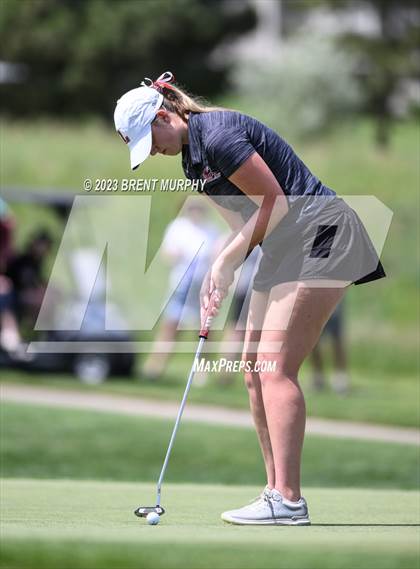 Thumbnail 1 in CHSAA 4A State Championship - Day 1 photogallery.