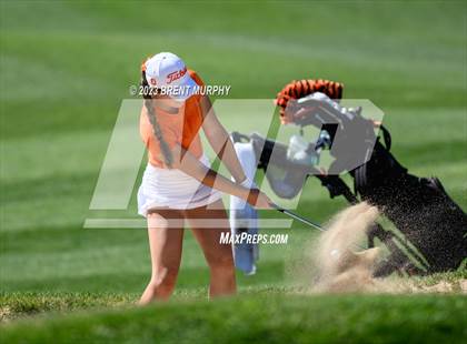 Thumbnail 3 in CHSAA 4A State Championship - Day 1 photogallery.