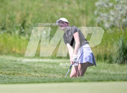 Thumbnail 2 in CHSAA 4A State Championship - Day 1 photogallery.