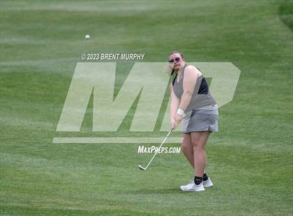 Thumbnail 3 in CHSAA 4A State Championship - Day 1 photogallery.