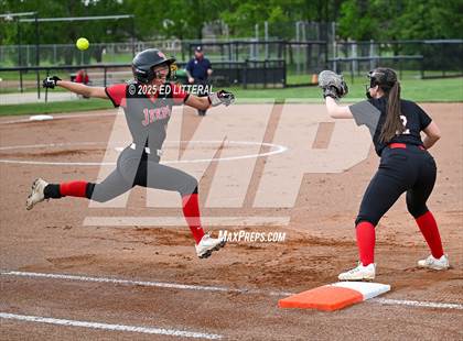 Thumbnail 3 in South Webster vs Dawson-Bryant (OHSAA Division VI District Semifinal) photogallery.