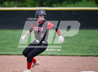 Thumbnail 1 in South Webster vs Dawson-Bryant (OHSAA Division VI District Semifinal) photogallery.