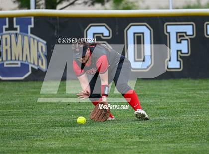 Thumbnail 2 in South Webster vs Dawson-Bryant (OHSAA Division VI District Semifinal) photogallery.