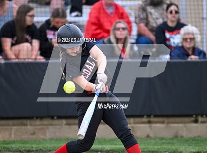 Thumbnail 3 in South Webster vs Dawson-Bryant (OHSAA Division VI District Semifinal) photogallery.