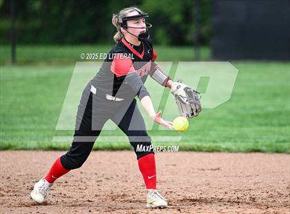 Thumbnail 1 in South Webster vs Dawson-Bryant (OHSAA Division VI District Semifinal) photogallery.