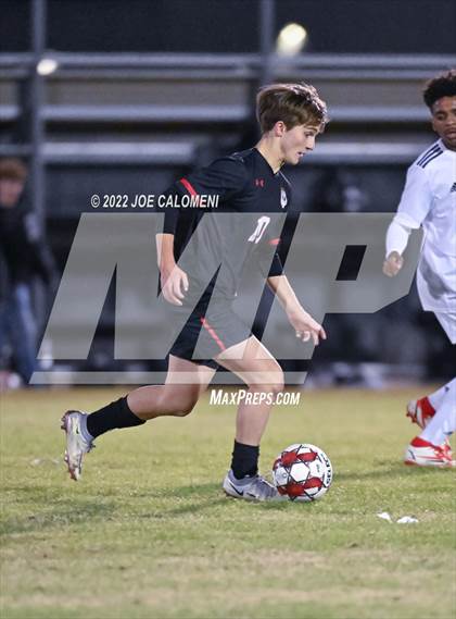 Thumbnail 1 in Churchill vs Steele photogallery.