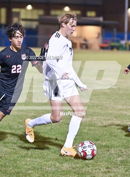 Thumbnail 2 in Churchill vs Steele photogallery.