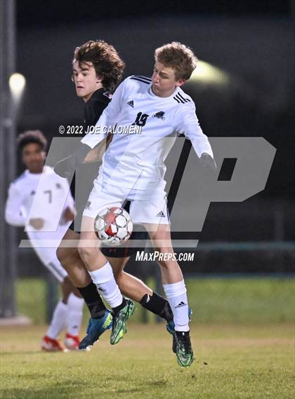 Thumbnail 2 in Churchill vs Steele photogallery.