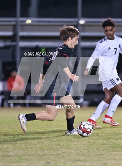 Thumbnail 3 in Churchill vs Steele photogallery.