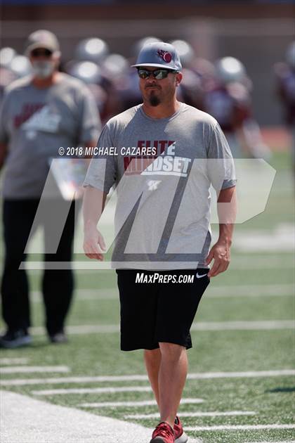 Thumbnail 1 in Kearny vs La Jolla Country Day (SDFNL Kickoff) photogallery.