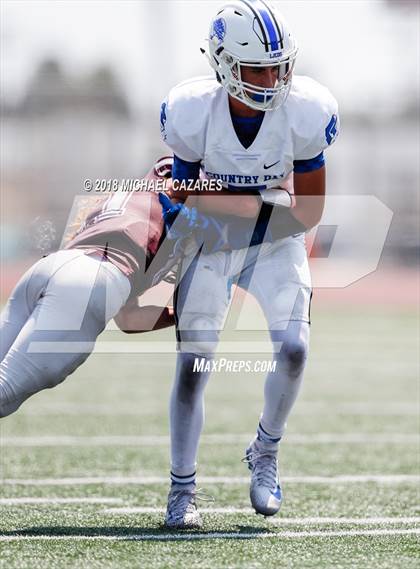 Thumbnail 3 in Kearny vs La Jolla Country Day (SDFNL Kickoff) photogallery.