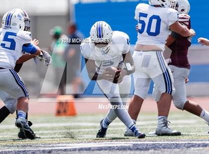 Thumbnail 3 in Kearny vs La Jolla Country Day (SDFNL Kickoff) photogallery.
