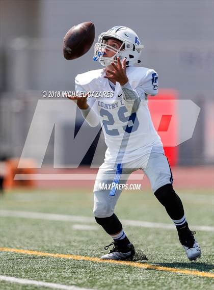 Thumbnail 1 in Kearny vs La Jolla Country Day (SDFNL Kickoff) photogallery.