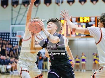 Thumbnail 3 in Jackson @ Hoover photogallery.