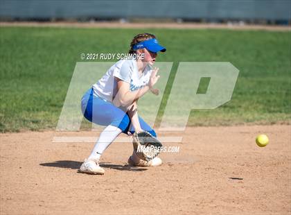 Thumbnail 2 in Rancho Bernardo @ Mission Hills photogallery.