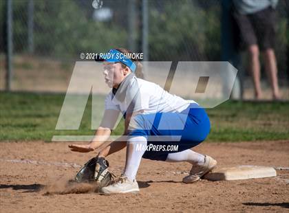 Thumbnail 2 in Rancho Bernardo @ Mission Hills photogallery.