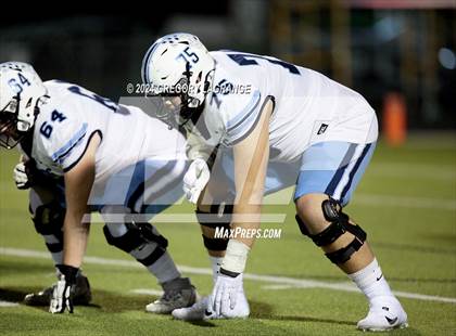 Thumbnail 3 in Bell vs Keller photogallery.