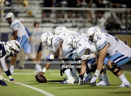 Thumbnail 3 in Bell vs Keller photogallery.