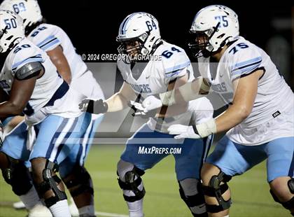 Thumbnail 2 in Bell vs Keller photogallery.