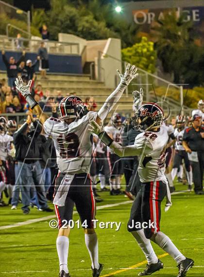 Thumbnail 3 in Edison vs. Hart photogallery.
