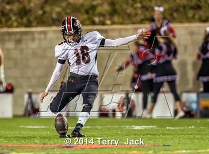 Thumbnail 3 in Edison vs. Hart photogallery.