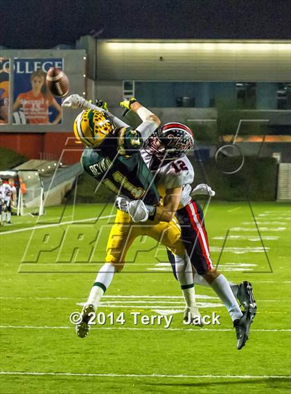 Thumbnail 1 in Edison vs. Hart photogallery.