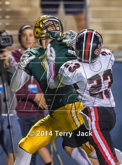Thumbnail 1 in Edison vs. Hart photogallery.