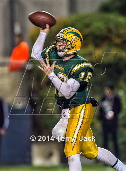 Thumbnail 3 in Edison vs. Hart photogallery.
