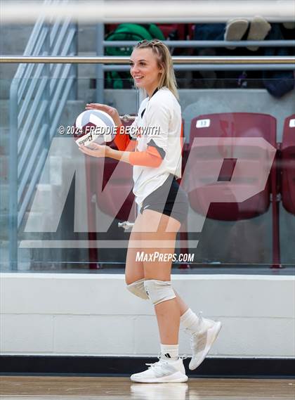 Thumbnail 2 in Collinsville vs. Pilot Point (Hwy 75 Volleyfest) photogallery.
