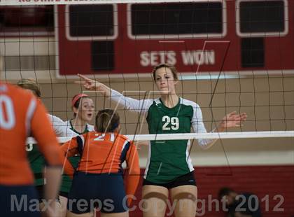 Thumbnail 2 in Carson vs. Cardinal Gibbons (NCHSAA 3A Final) photogallery.