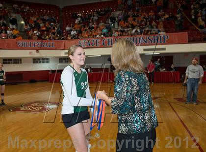 Thumbnail 2 in Carson vs. Cardinal Gibbons (NCHSAA 3A Final) photogallery.