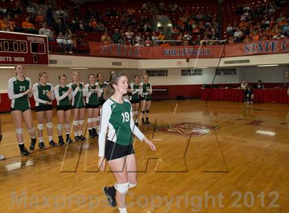 Thumbnail 2 in Carson vs. Cardinal Gibbons (NCHSAA 3A Final) photogallery.