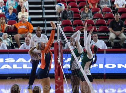 Thumbnail 2 in Carson vs. Cardinal Gibbons (NCHSAA 3A Final) photogallery.