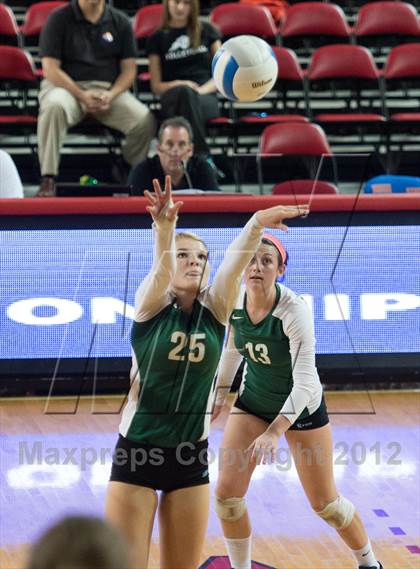 Thumbnail 3 in Carson vs. Cardinal Gibbons (NCHSAA 3A Final) photogallery.