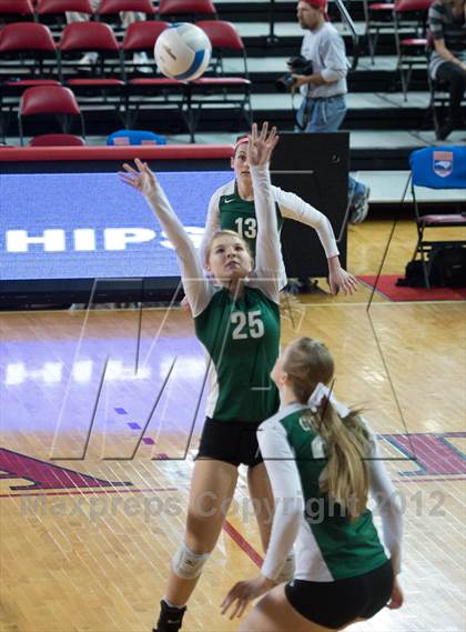 Thumbnail 1 in Carson vs. Cardinal Gibbons (NCHSAA 3A Final) photogallery.