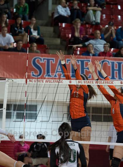 Thumbnail 1 in Carson vs. Cardinal Gibbons (NCHSAA 3A Final) photogallery.