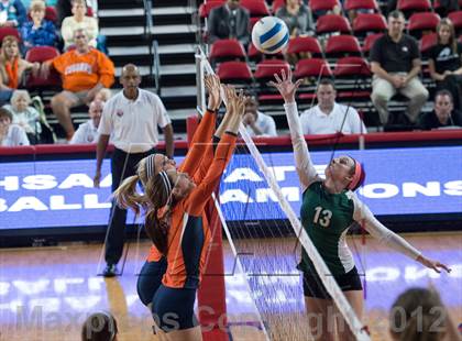 Thumbnail 3 in Carson vs. Cardinal Gibbons (NCHSAA 3A Final) photogallery.