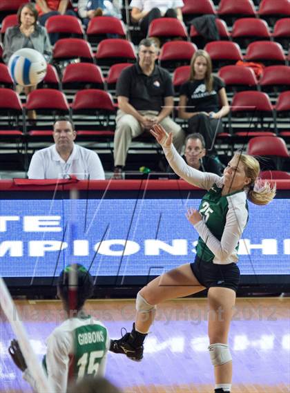 Thumbnail 3 in Carson vs. Cardinal Gibbons (NCHSAA 3A Final) photogallery.