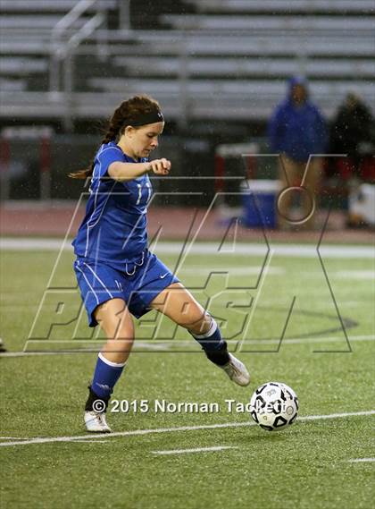 Thumbnail 2 in Andover @Heights (KSHSAA 5A Regional Playoff) photogallery.