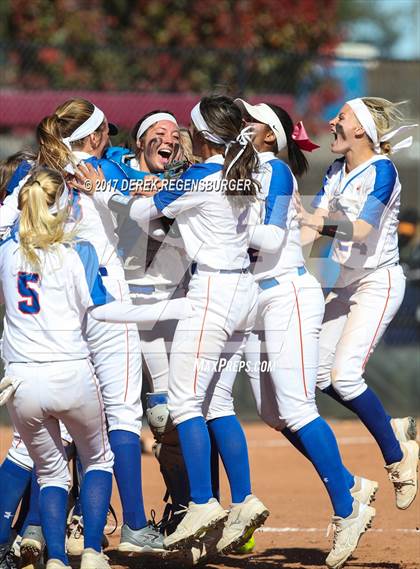 Thumbnail 1 in Legacy vs Legend (CHSAA 5A Semifinal) photogallery.