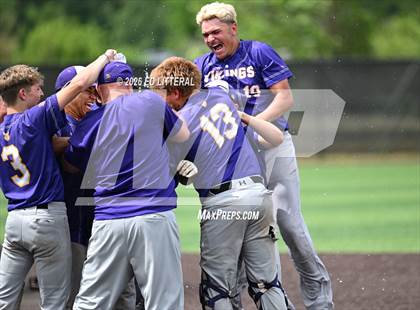 Thumbnail 2 in South Webster vs Leipsic (OHSAA Division VII Semifinal) photogallery.
