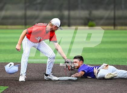 Thumbnail 3 in South Webster vs Leipsic (OHSAA Division VII Semifinal) photogallery.