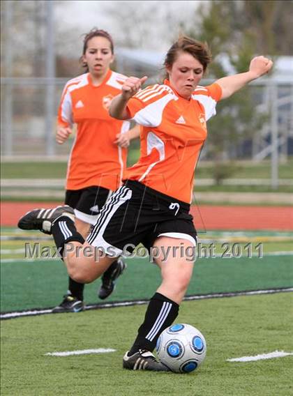 Thumbnail 3 in Mesa Verde vs Capital Christian (River City Tournament) photogallery.