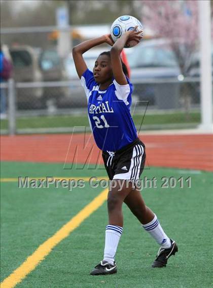 Thumbnail 1 in Mesa Verde vs Capital Christian (River City Tournament) photogallery.