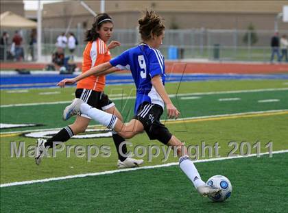 Thumbnail 2 in Mesa Verde vs Capital Christian (River City Tournament) photogallery.