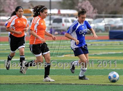 Thumbnail 1 in Mesa Verde vs Capital Christian (River City Tournament) photogallery.