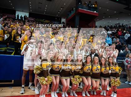 Thumbnail 3 in Archbishop Alter vs. Maysville (OHSAA Division II Final) photogallery.